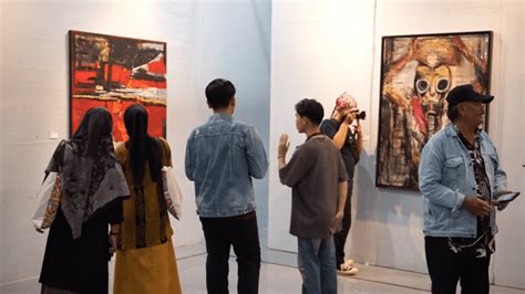 10 Perupa Gelar Pameran Seni Rupa Di Taman Budaya Sumbar KlikPositif