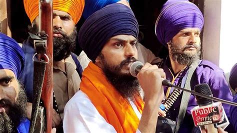 Amritpal Singh Arrested By Punjab Police Could Be Killed In Encounter Claims Waris Punjab De