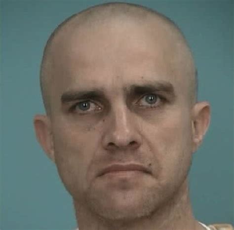 Escaped inmate caught in Scott County woods after leaving work program ...