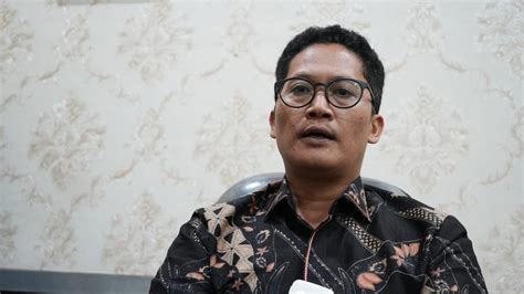 Posko Thr Disnaker Medan Tangani Kasus Aduan Pada Lebaran Idul