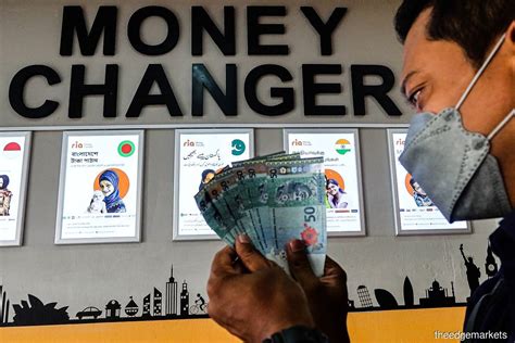 Singapore Dollar Hits Record High Against Ringgit At