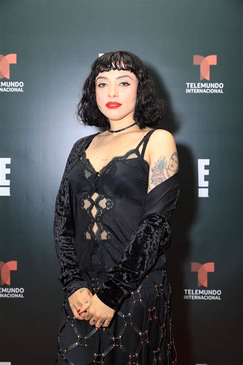 Mon Laferte Confirma Su Embarazo