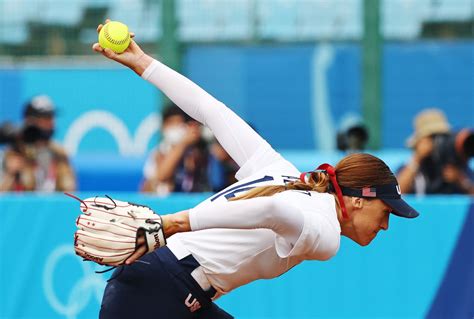 Olympics-Softball-Olympic softballers hunt roaming bear, no luck ...