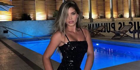 Too Hot To Handle Saison 4 L âge le travail et l IG de la fan de mode Flavia Laos Urbina