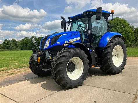 New Holland T Auto Command Afgeleverd Uittenbogerd Heukelum B V