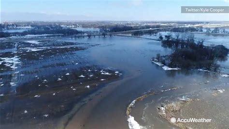 Drone reveals widespread flooding near Wahoo, Nebraska | kgw.com