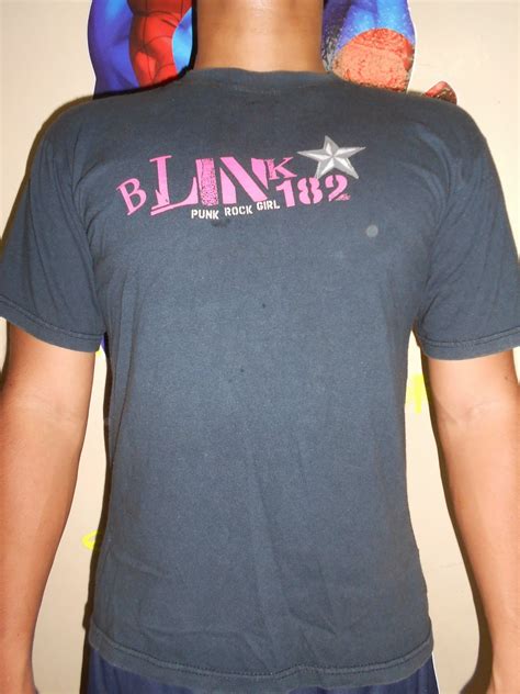 BALQIS BUNDLE: Baju Band "Blink 182-Punk Rock Girl"