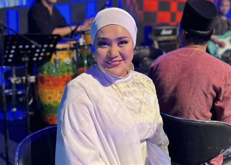 azharina azhar disahkan hidap kanser
