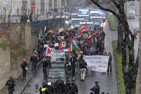 Fotos Besuch des israelischen Botschafters Proteste vor der Kölner Uni