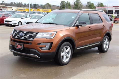 Pre Owned Ford Explorer Xlt Suv In Longview D C Peters