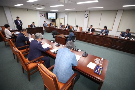 성매매 의혹 강경흠 제주도의원 징계수위 놓고 갑론을박 나무뉴스