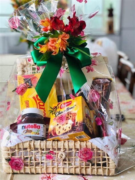 Ideia De Cestas De Presente - Cesta de chocolate - Presente de Natal | Cestas natalinas criativas ...