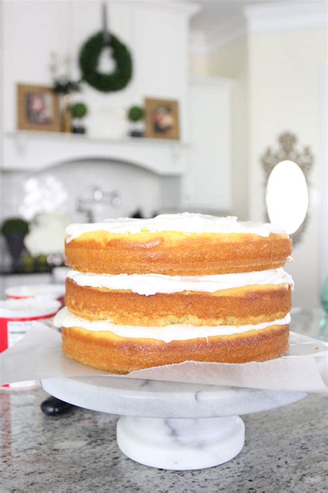 How To Make A Naked Cake Less Than Perfect Life Of Bliss