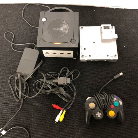 【傷や汚れあり】c711o33 1393 Nintendo ニンテンドー Gamecube ゲームキューブ テレビゲーム 本体 Dol 001