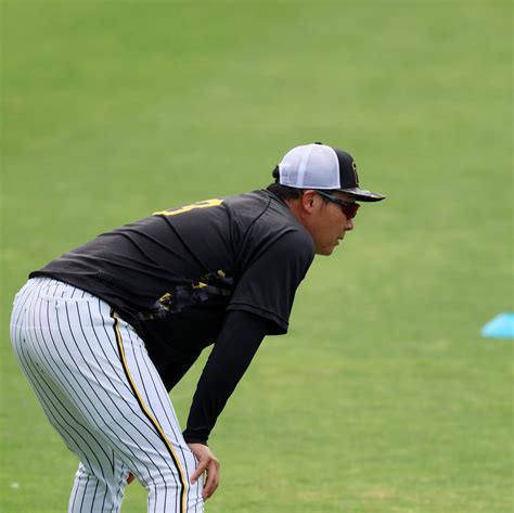 【阪神】大山悠輔が試合前練習で三塁のノック受け、フリー打撃行わず プロ野球写真ニュース 日刊スポーツ