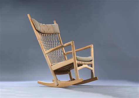 Hans J Wegner Gyngestol Af Eg Model PP 124 Auktionshuset