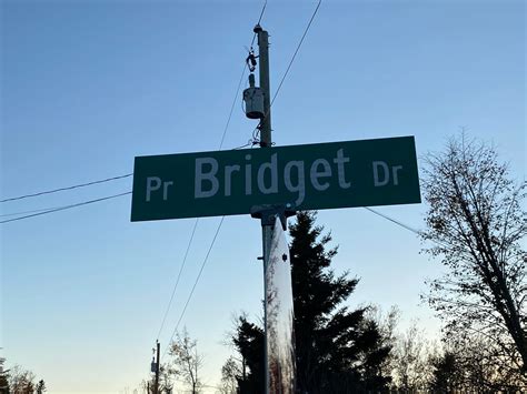 New street signs have been installed for the Phase 3 portion of the