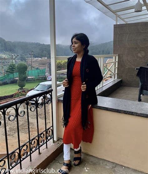 Indian College Girl Leaked Nude MMS Indian Girls Club