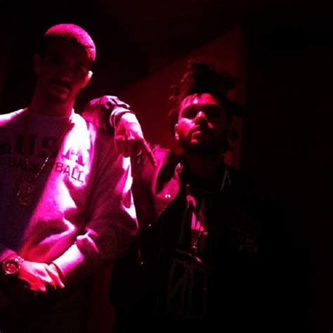 Studio Session: Drake reunites with The Weeknd [PHOTO]