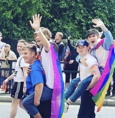 Kit Connor Team On Instagram The Cast At Pride It Cast London Pride Cute Gay