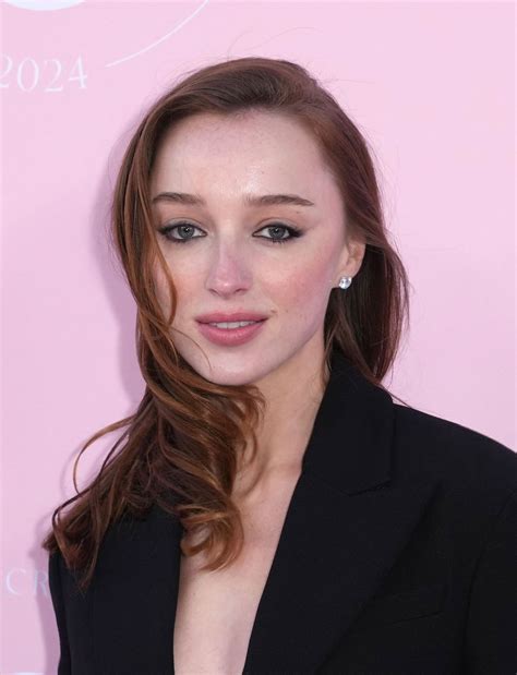 Phoebe Dynevor Shines at Victoria's Secret Fashion Show 2024 • CelebMafia