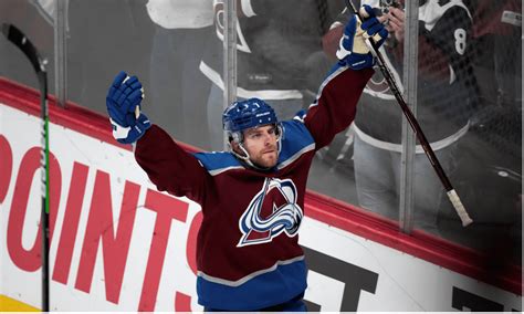 NEWS Devon Toews Signs 7 Year 50 75 Million Extension With Avalanche