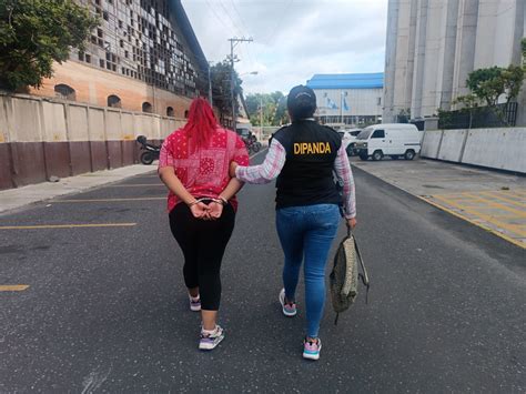 Policía Nacional Civil De Guatemala Mujer Capturada Con Revólver Con