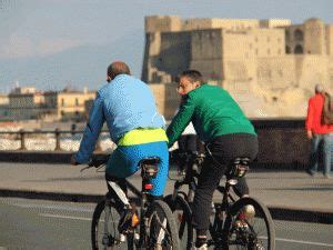 Napoli Chiusa Al Traffico Per L America S Cup Ingorghi E Proteste Il