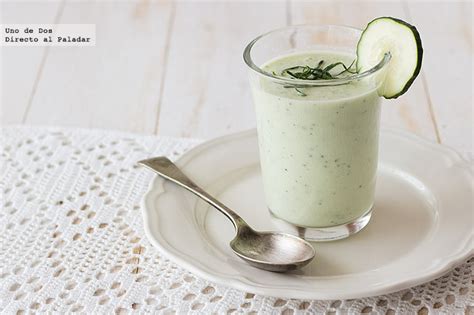 Receta de crema fría de pepino yogur griego y menta