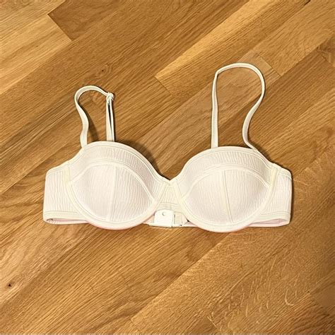 Triangl White Underwire Bikini Top Size Depop