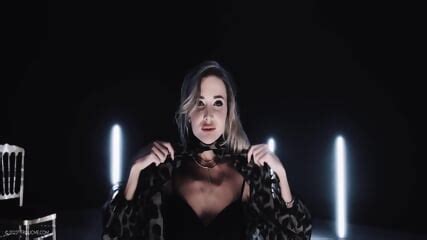 Fantasy Sex Video Of Womans Erotic Daydream