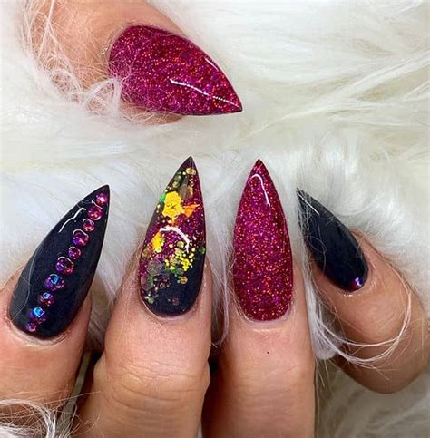 46 Cute Pointy Acrylic Nails That Are Fun To Wear In 2020