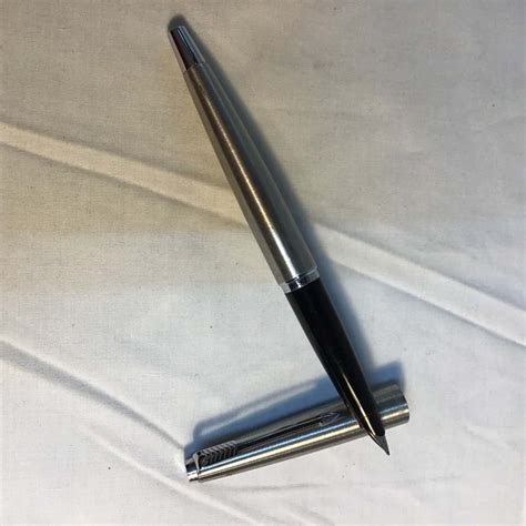 Vintage Parker Fountain Pen (used)(s)