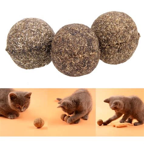 Cats Toy Catnip Ball Natural Menthol Flavor Treats Ball Chasing Toys