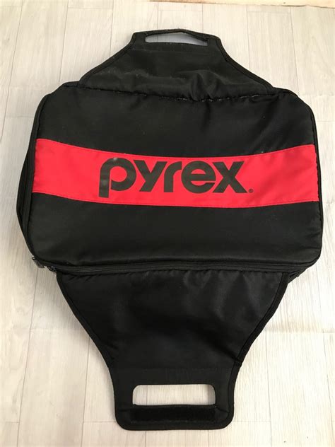 Pyrex Thermal Bag Hot Cold Furniture Home Living Kitchenware Tableware Bakeware On
