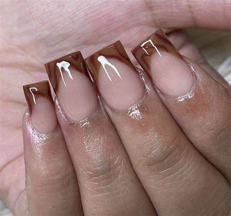 Pin By Tamyia On Fresh Set Brown Acrylic Nails Short Square