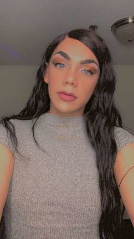 Beautiful Curvy Latina Ts Skip The Games