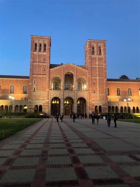 Ucla Aesthetic And Beautiful Campus