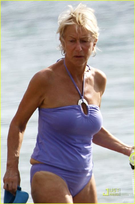 Helen Mirren Happy In Hawaii Photo Bikini Helen Mirren Photos Just Jared