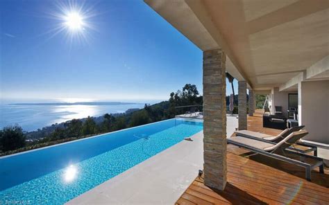 Contemporary Estate In Super Cannes