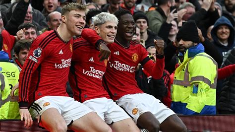 Hasil Liga Inggris MU Bantai West Ham United Chelsea Dipermalukan