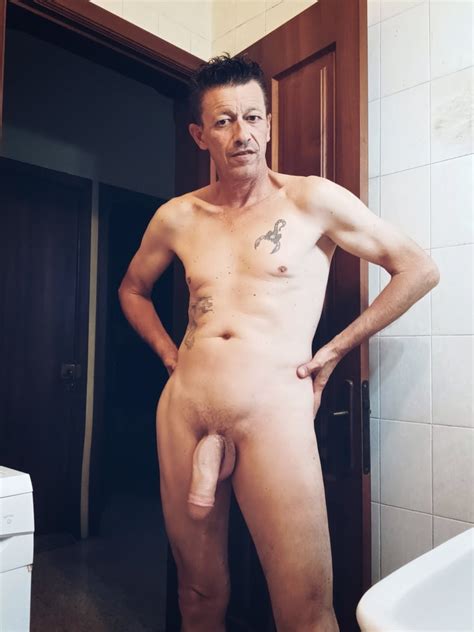 CHRIS THE MATURE SLUT NAKED 18 Pics XHamster