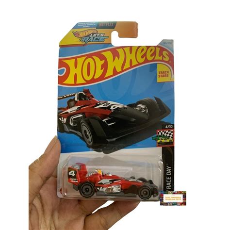 Merah Hotwheels Netflix Let S Race Hw Trac Red Lot D Shopee