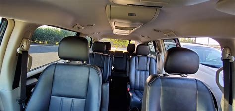 Rent a Car Maui Hawaii - Minivan Newer