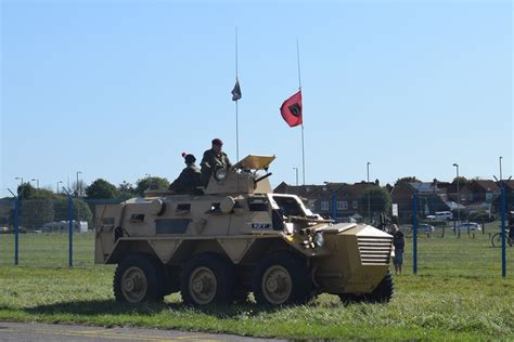 Ba Alvis Fv Saracen Armoured Personnel Carrier Flickr