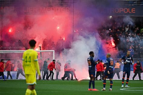 Banderoles homophobes à Montpellier tribune fermée et ouverture d une