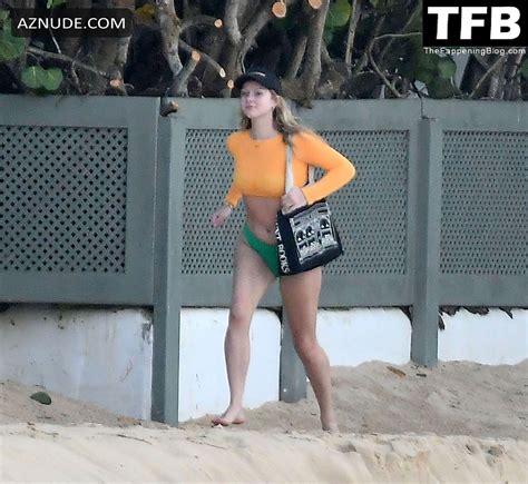 Apple Martin Nude Aznude