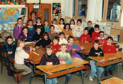 Photo De Classe Cm De Ecole Primaire Du Champs De Mars Copains