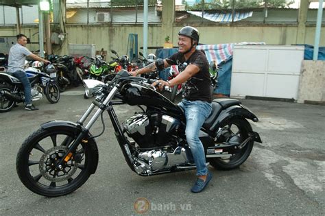 Sinh nhật lần thứ 3 khá hoành tráng OS Naked Team 2banh vn