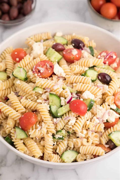 Easy Greek Pasta Salad With Greek Salad Dressing Delicious Little Bites